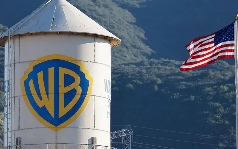 Warner Bros Favors Netflix Offer in Hollywood Takeover Battle
