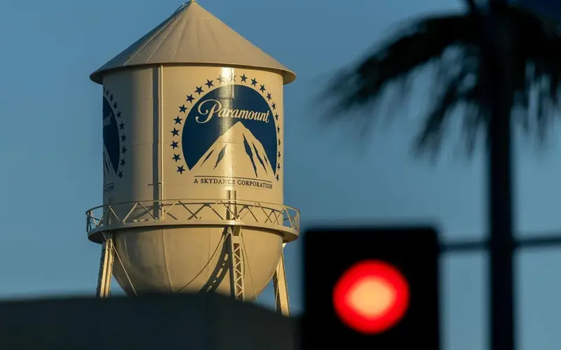 Hollywood Stars Unite to Oppose Studio Merger