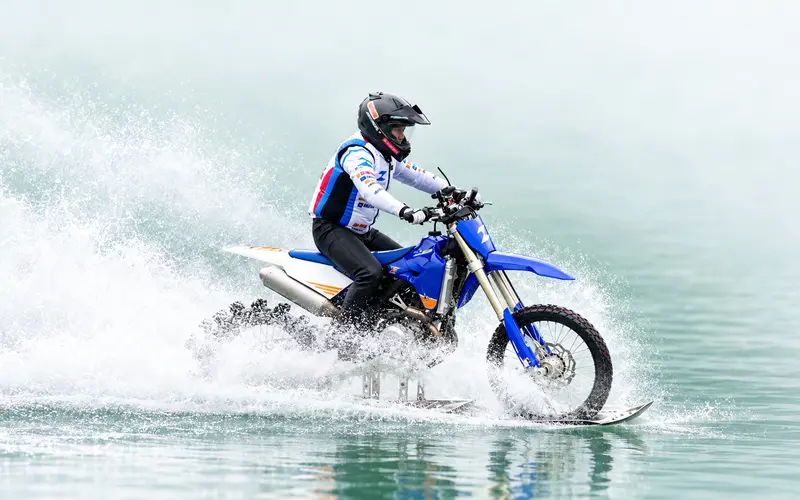 A Motorcycle Travels Over 40 Kilometres on Water